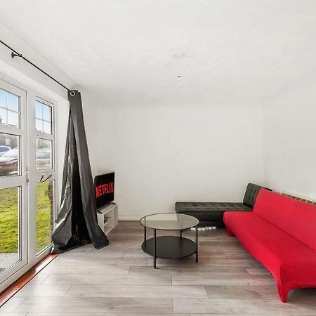 Cozy Luton Town Centre Retreat Daire Dış mekan fotoğraf